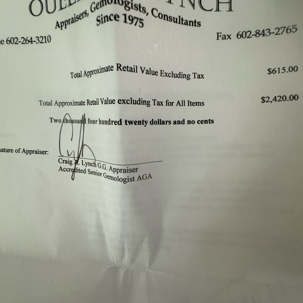 💥PRICE DROP💥👰‍♀️ Womens 14 kt white gold wedding band. 9 diamonds. FIRM! - Picture 5 of 5